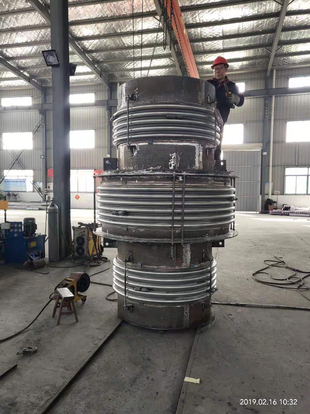 压力平衡型补偿器